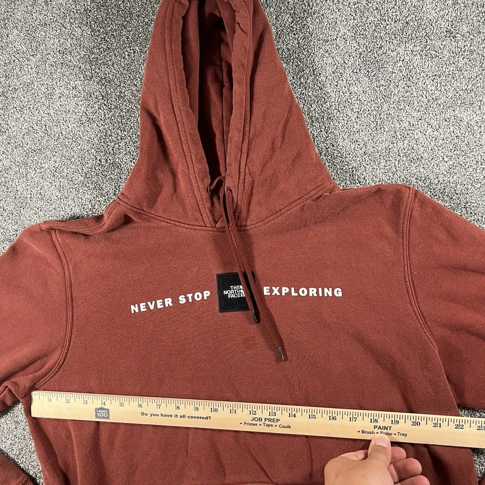The North Face Mens Large Brown Pullover Hoodie Never Stop Exploring Sweatshirt